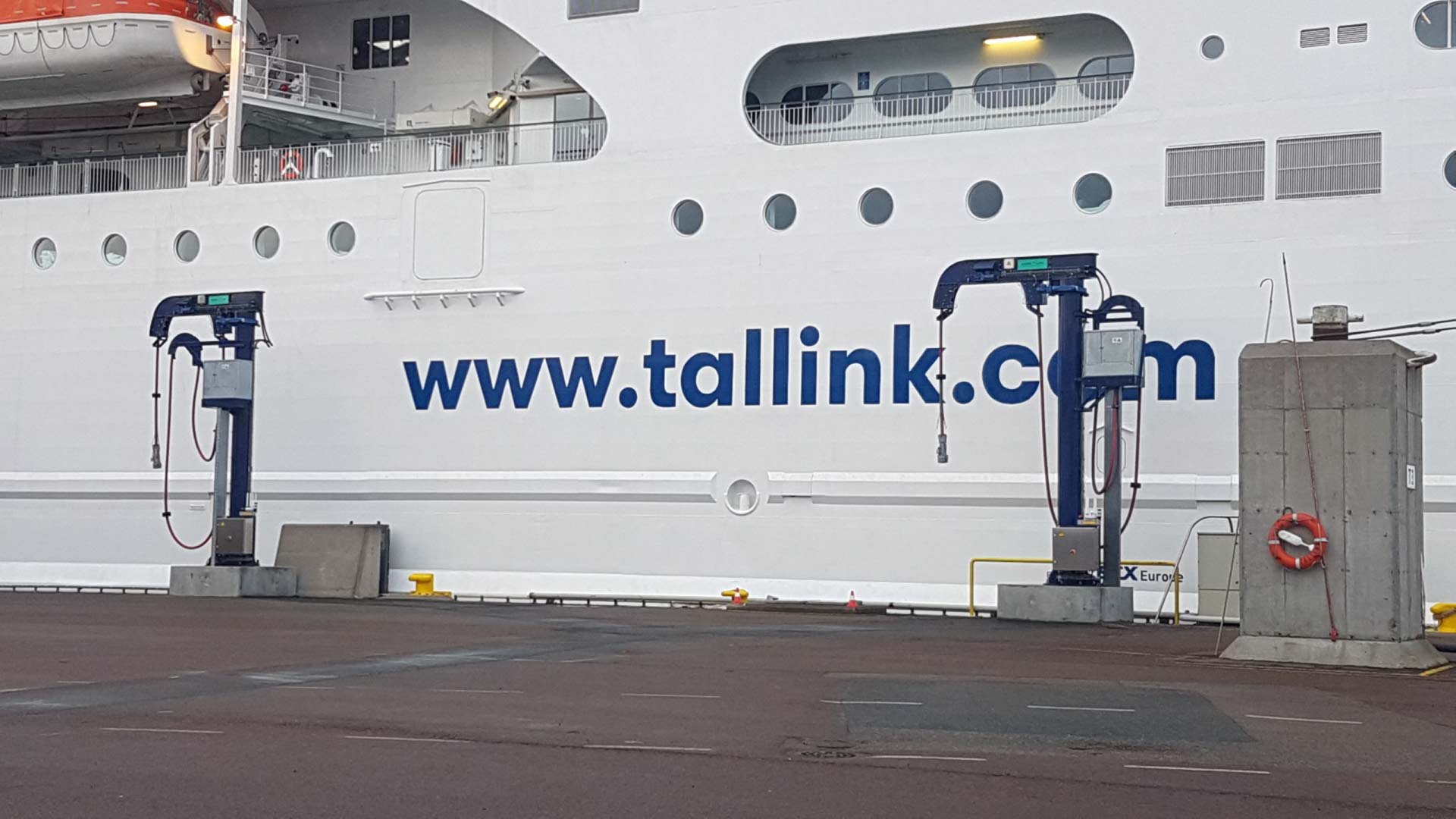 Tallinna Sadama kaldaelektriehitused parvlaevadele
