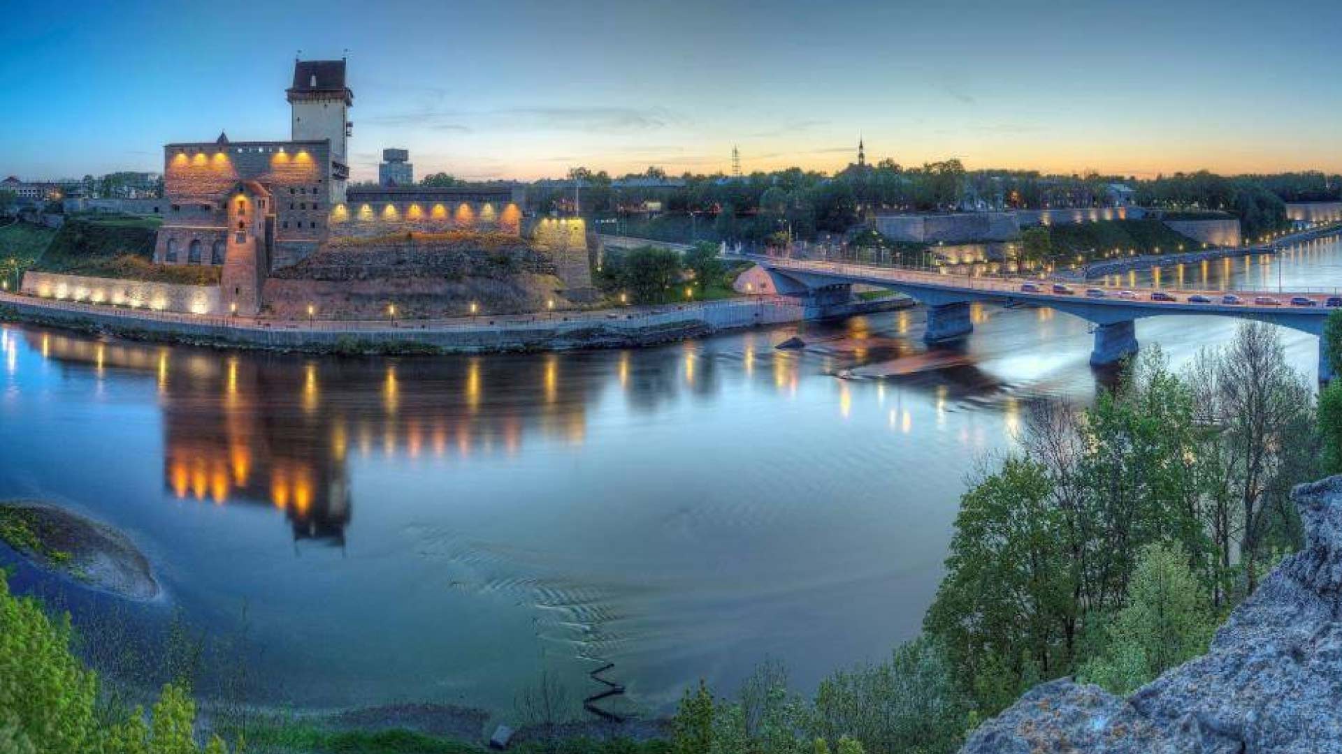 Narva linna tänavavalgustuse ehitus- ja projekteerimistööd